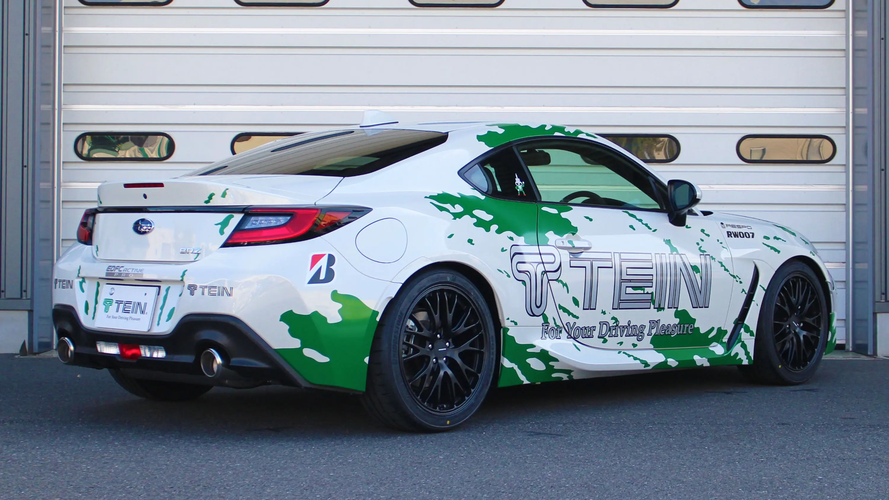 BRZ ZD8 フロント-35mm リア-40mm リア